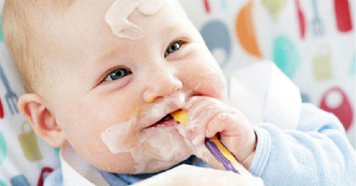 Váng sữa là dinh dưỡng vàng cho trẻ từ 10 tháng tuổi phát triển tốt cả chiều cao và cân nặng