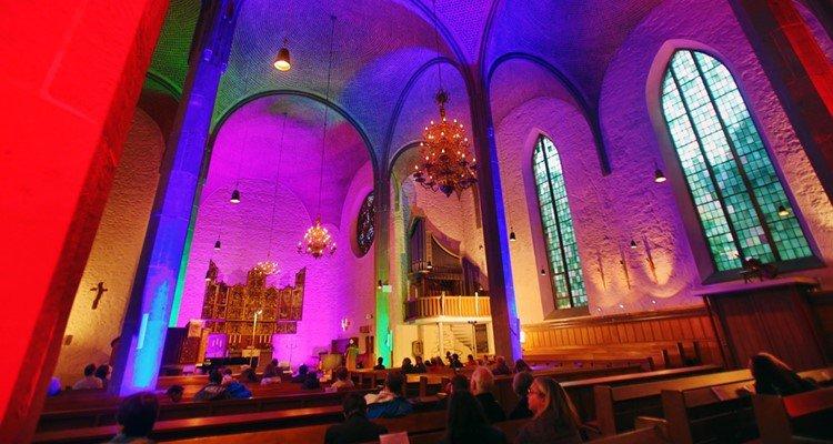 Altstädter Nicolaikirche - Khám phá thành phố Bielefeld của Đức