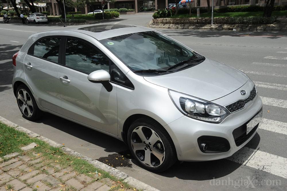 Đánh giá xe KIA Rio 2012