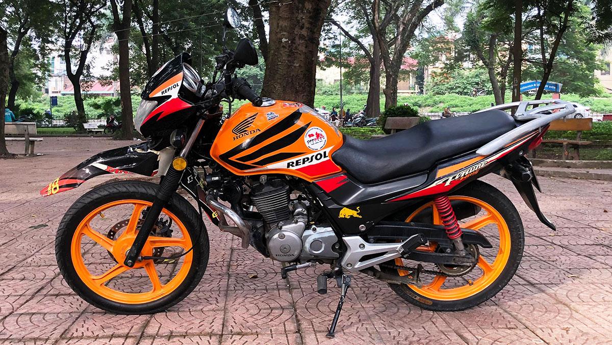 HONDA FORTUNE WING 125cc RENTAL IN HANOI, VIETNAM.