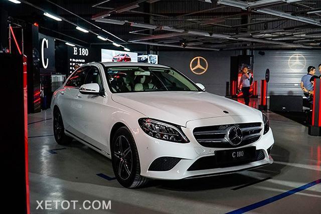 Mercedes C180 2024: Giá lăn bánh khuyến mãi, Đánh giá xe, Thông số kỹ thuật