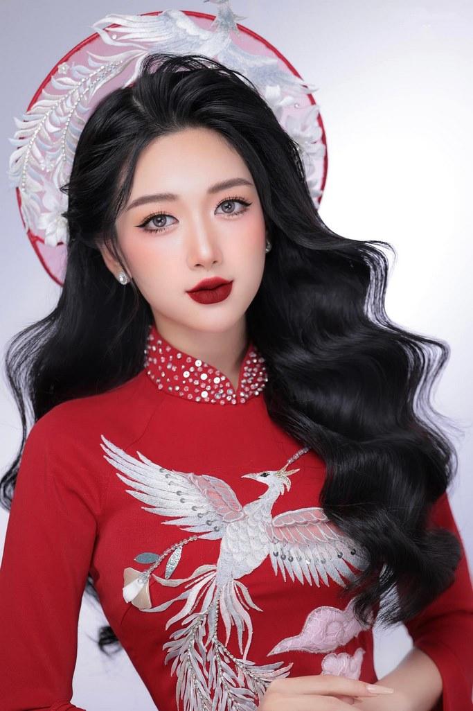 kieu toc mac ao dai cuoi