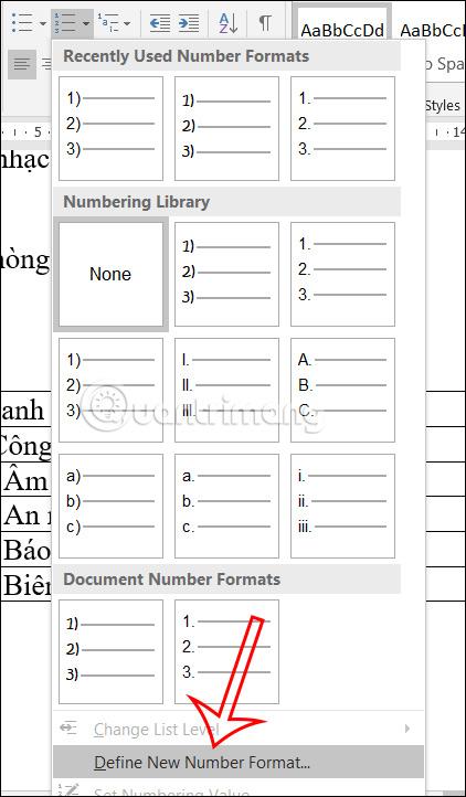 Chọn định dạng số thứ tự trong cột Word