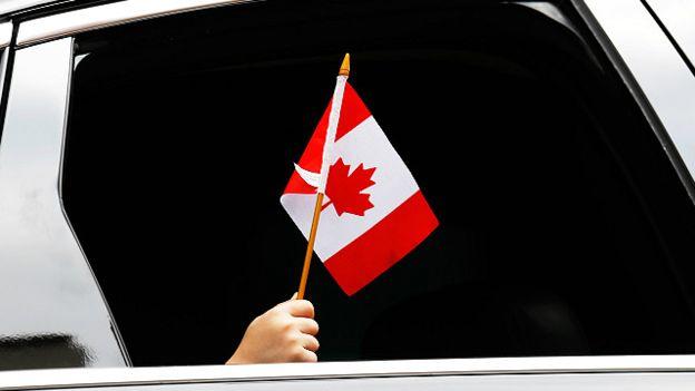 141213012159_canadian_flag_640x360_reuters_nocredit